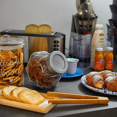 Lo Scoglio Della Formica 住宿加早餐酒店 卡普多兰多