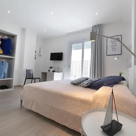 Lo Scoglio Della Formica 4*