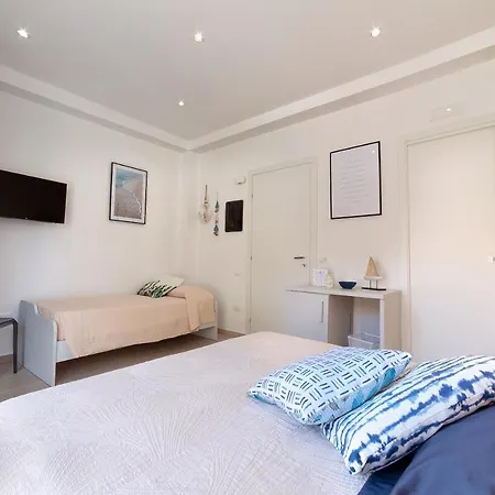 Lo Scoglio Della Formica 卡普多兰多