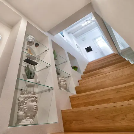 Lo Scoglio Della Formica 住宿加早餐酒店