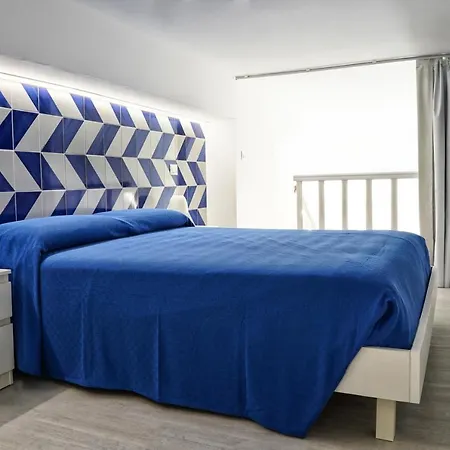 Lo Scoglio Della Formica *
