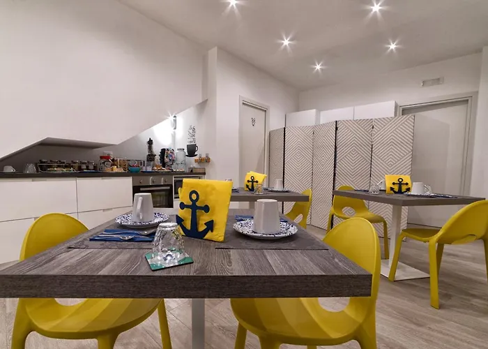 Lo Scoglio Della Formica 4* Capo dʼOrlando
