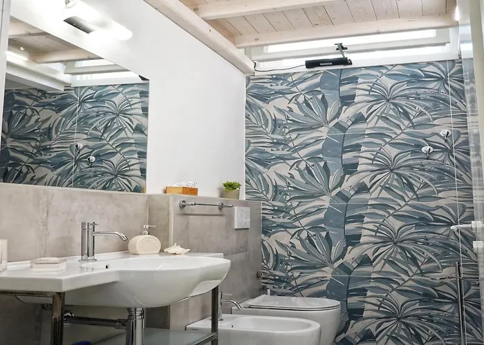 Alojamento de Acomodação e Pequeno-almoço Lo Scoglio Della Formica 4*